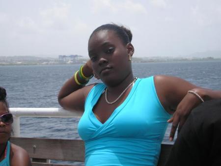 ***Malika de mwa(lyly aka ti-chabine)***
